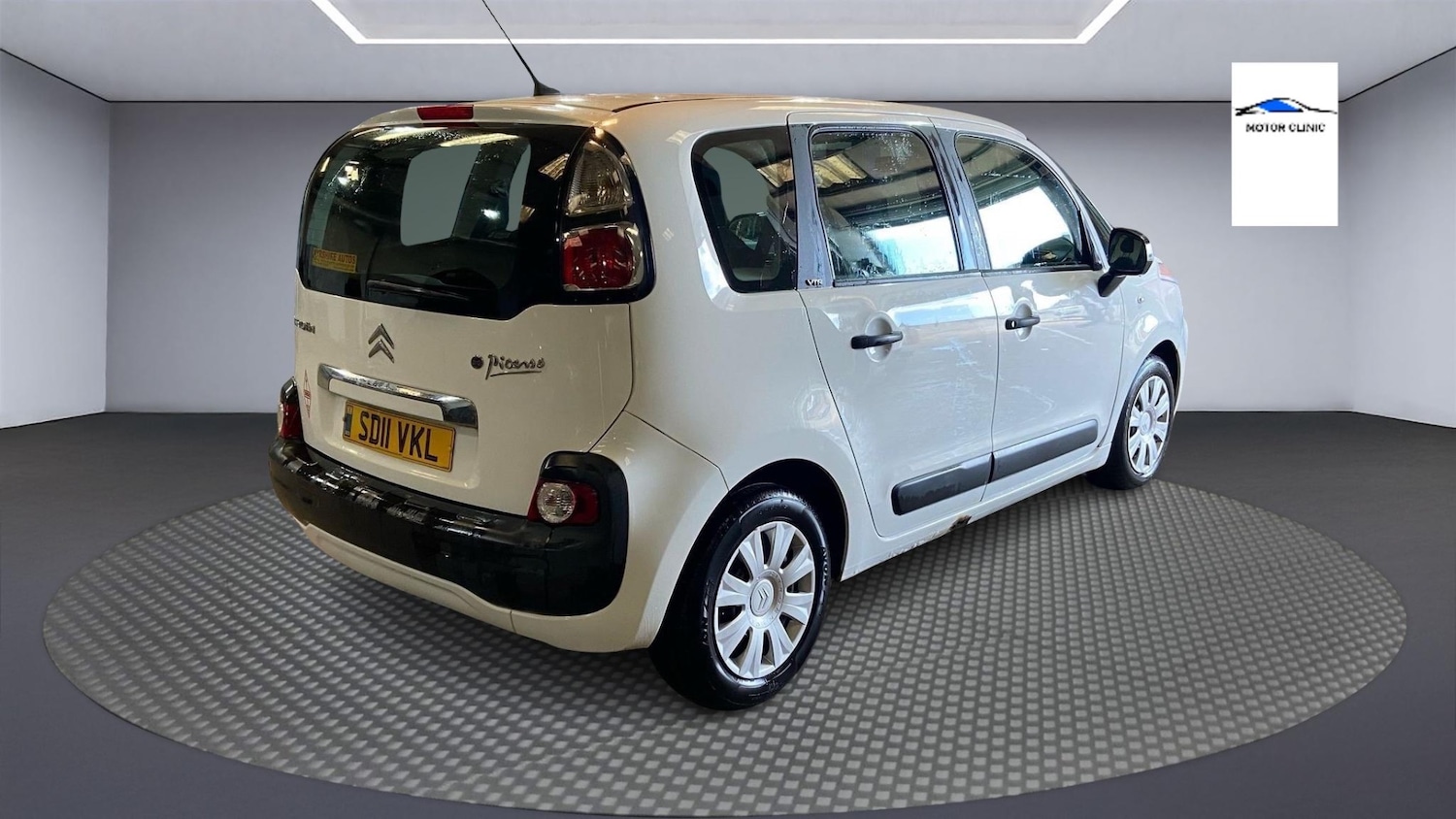 Used Citroen C3 Picasso 2011 for sale - 76588897: Photo 6