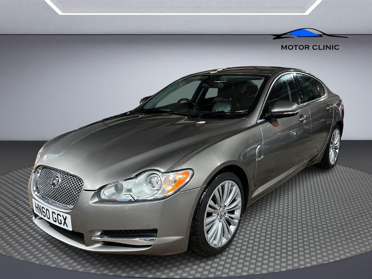 Used Jaguar XF 2010 for sale - 76180791: Photo 1