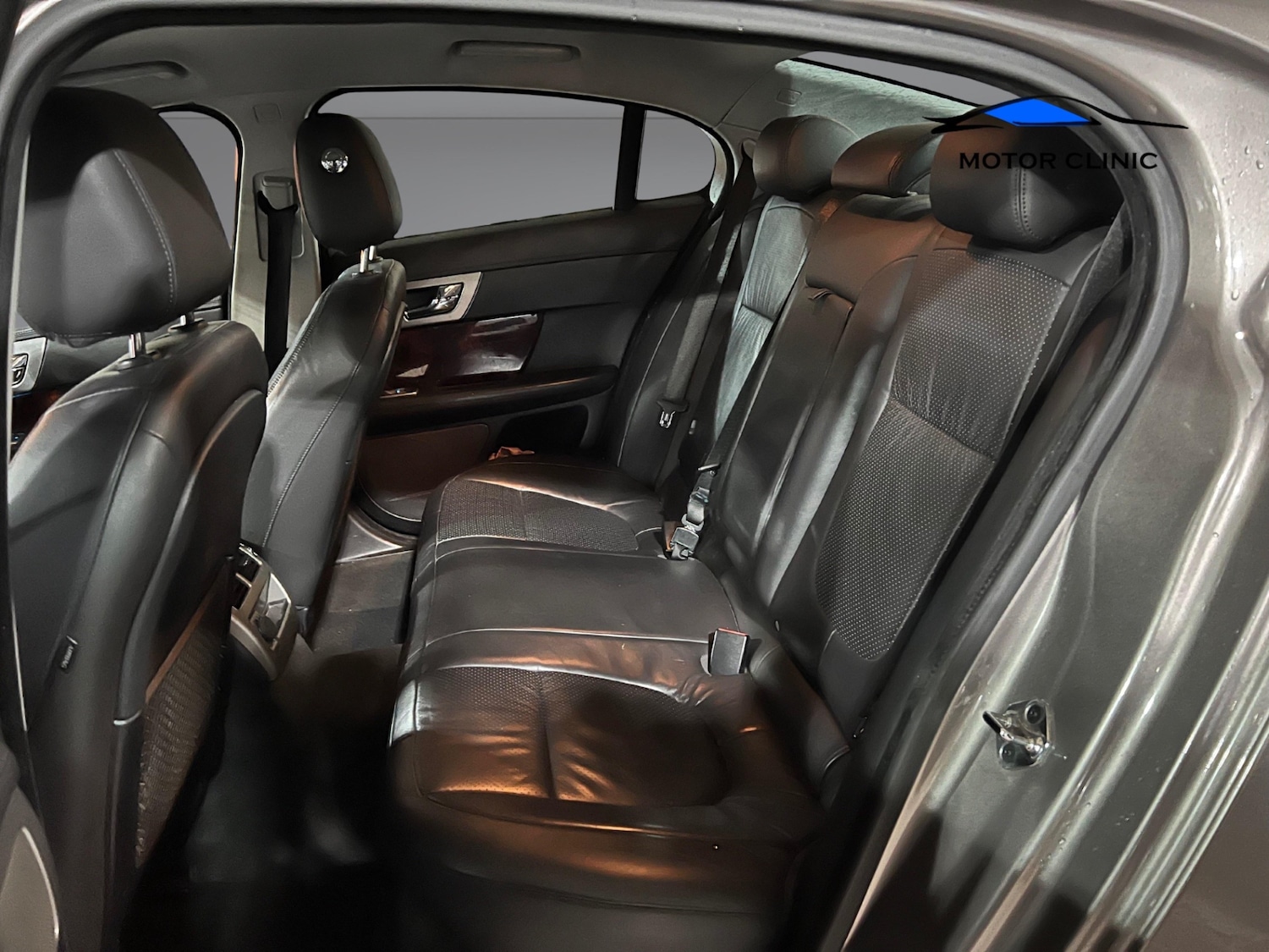 Used Jaguar XF 2010 for sale - 76180791: Photo 12
