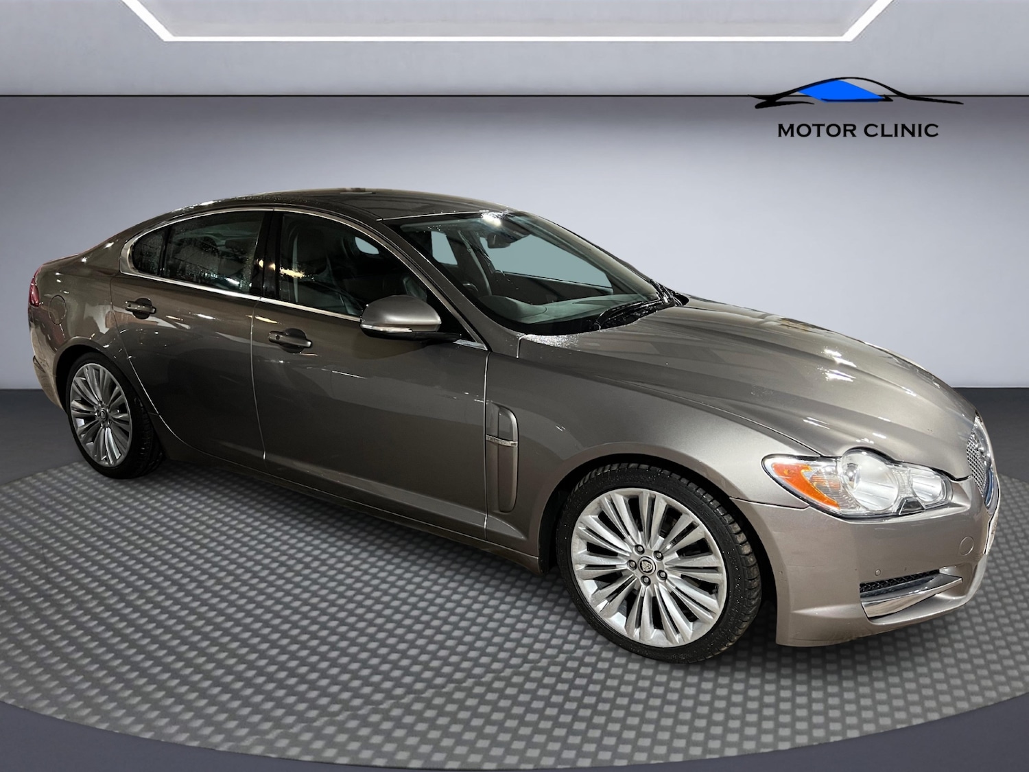 Used Jaguar XF 2010 for sale - 76180791: Photo 5