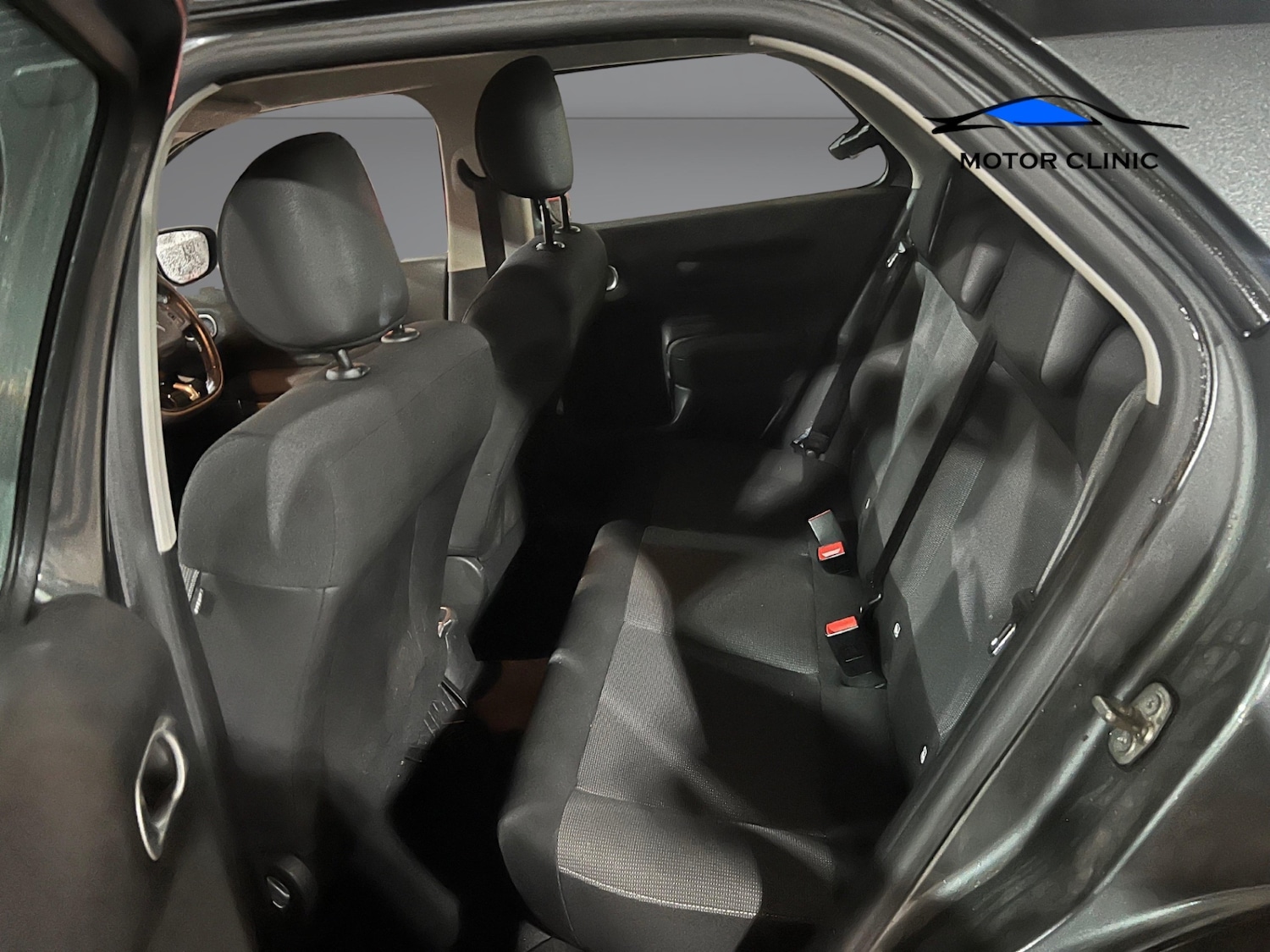 Used Citroen C4 Cactus 2015 for sale - 76497638: Photo 12