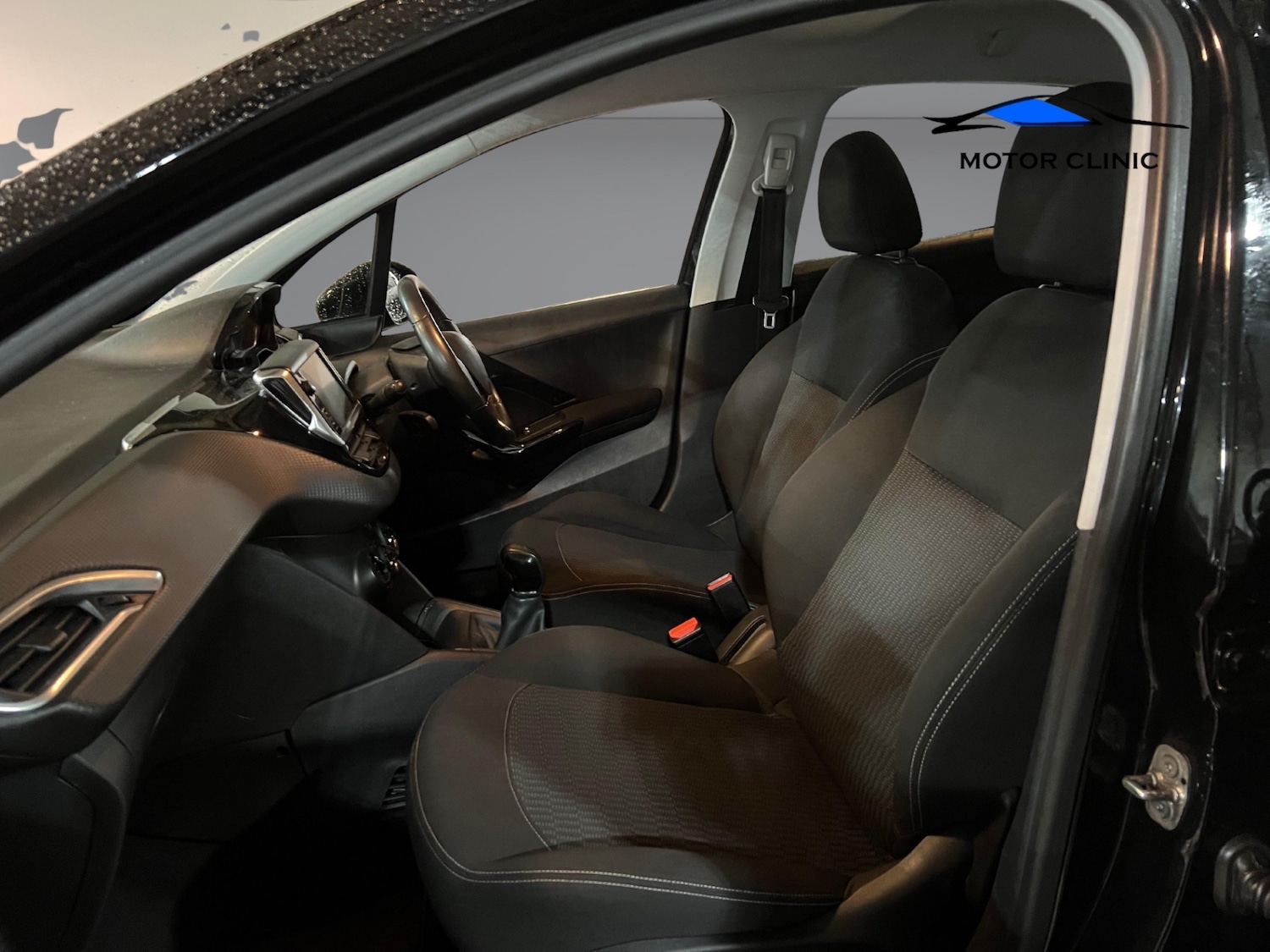 Used Peugeot 208 2017 for sale - 76431765: Photo 11