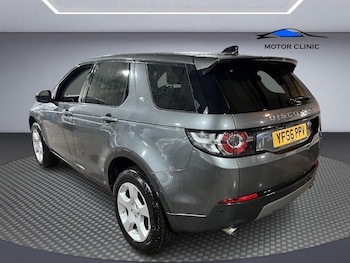 Used Land Rover Discovery Sport 2017 for sale - 77438767: Photo