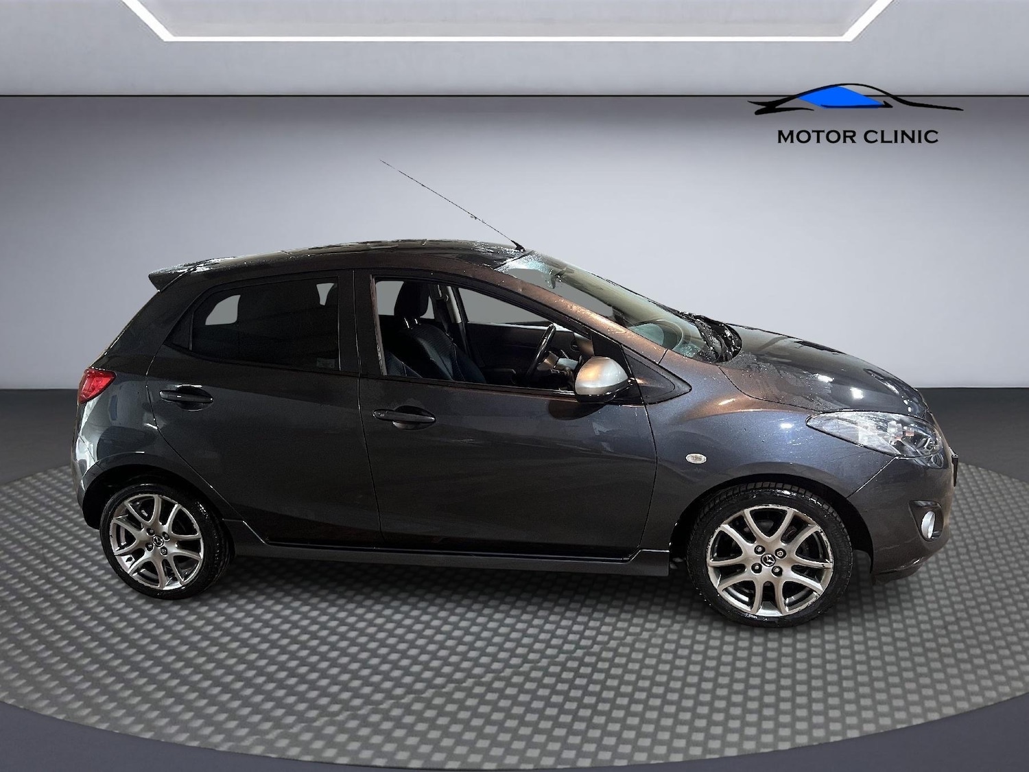 Used Mazda Mazda2 2014 for sale - 77201507: Photo 7