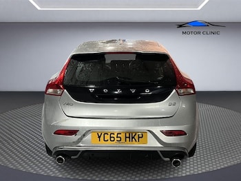 Used Volvo V40 2015 for sale - 77677273: Photo