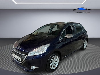 Used Peugeot 208 2014 for sale - 77019048: Photo