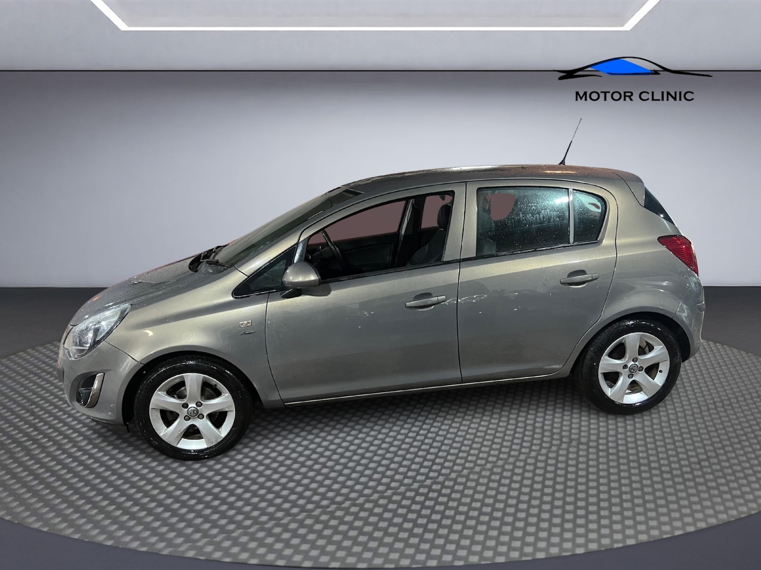 Used Vauxhall Corsa 2012 for sale - 76497626: Photo 2