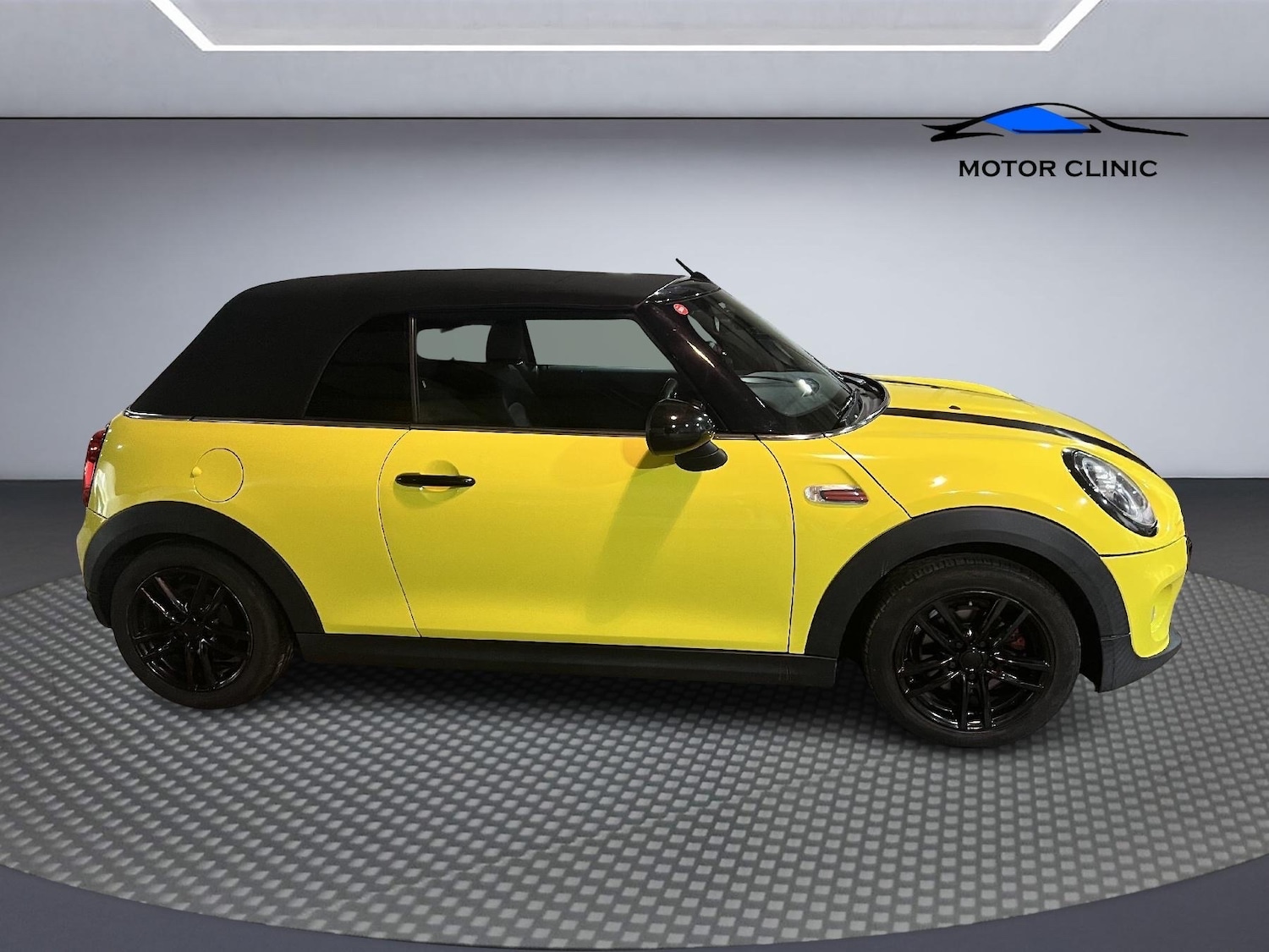 Used MINI Convertible 2019 for sale - 77739298: Photo 6