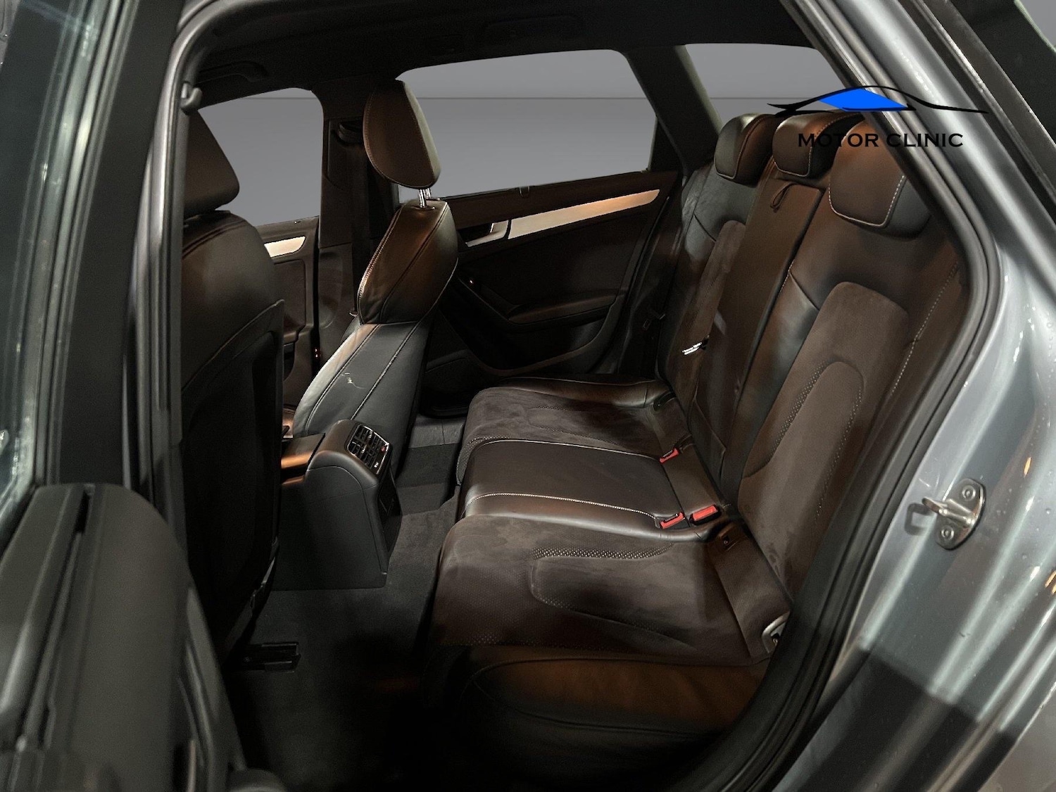 Used Audi A4 2009 for sale - 76799127: Photo 12