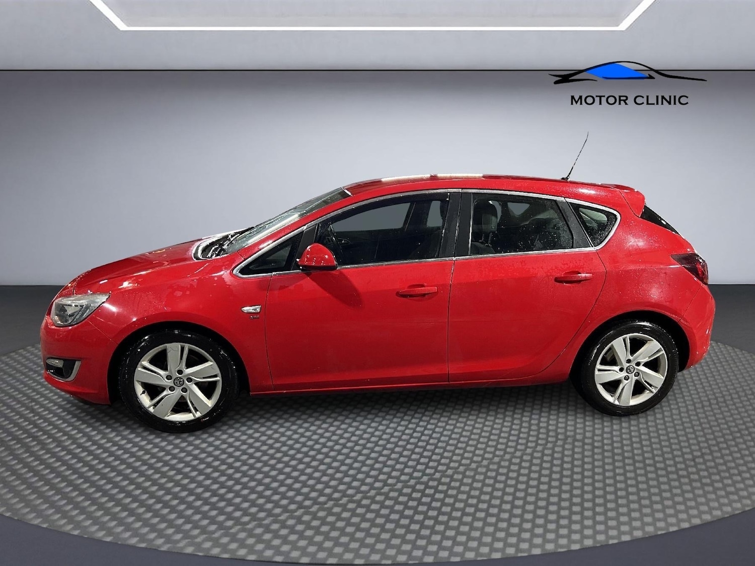 Used Vauxhall Astra 2013 for sale - 78071710: Photo 2