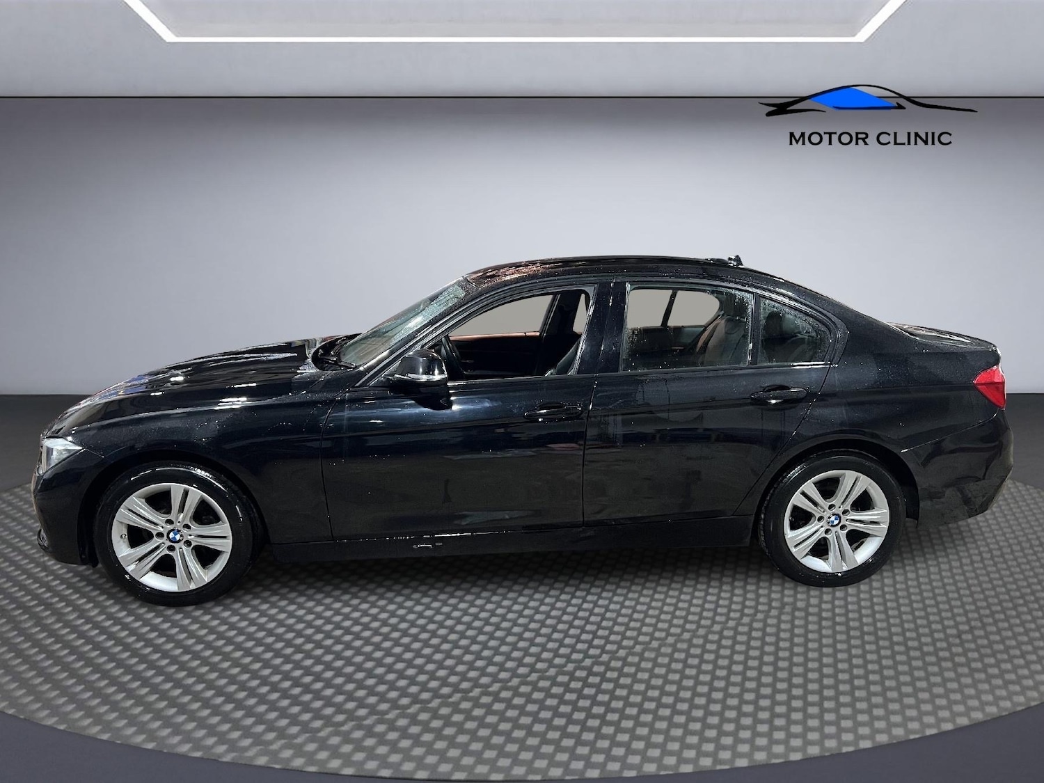 Used BMW 3 Series 2015 for sale - 77968995: Photo 2