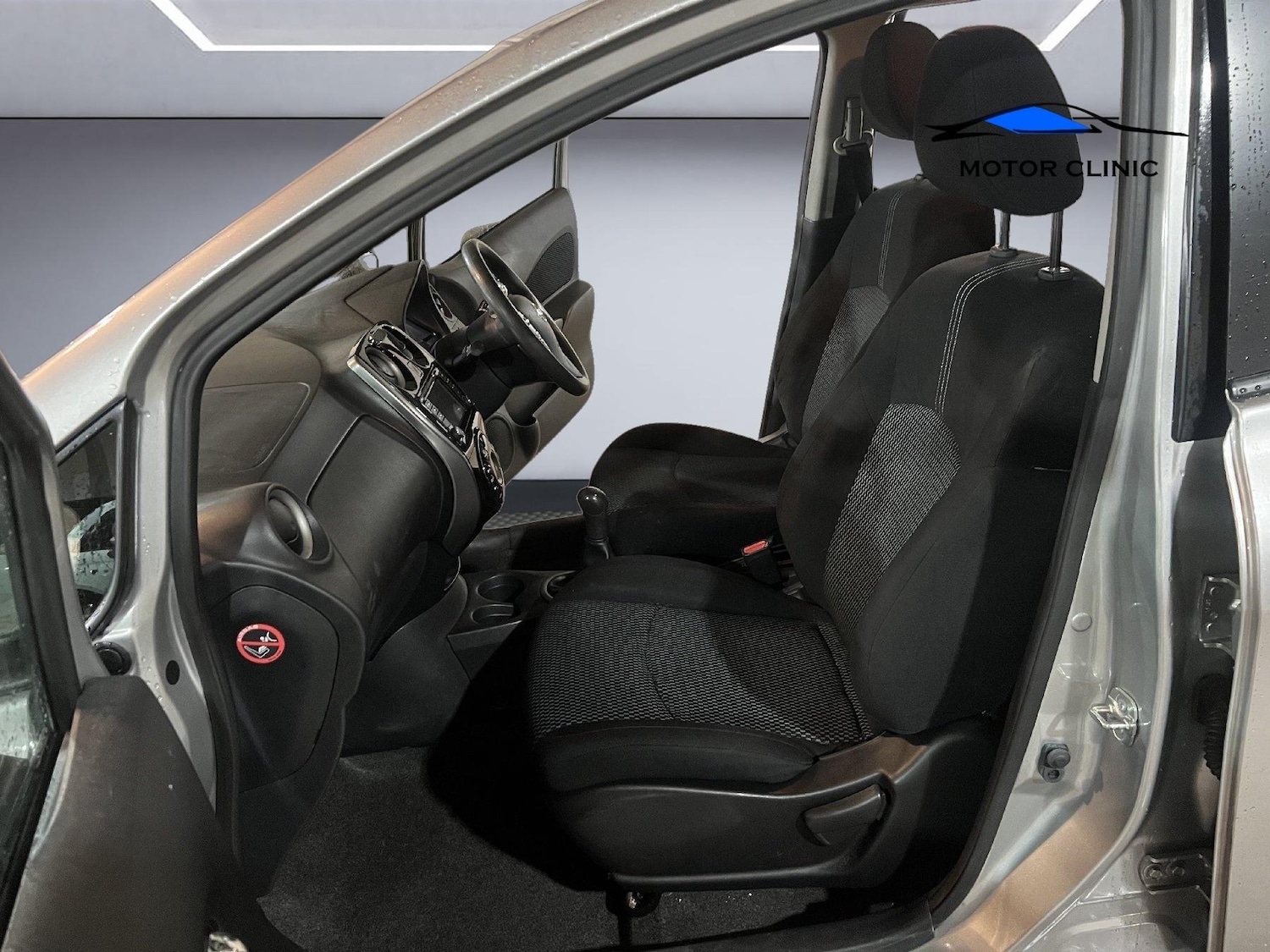 Used Nissan Note 2013 for sale - 76706123: Photo 11