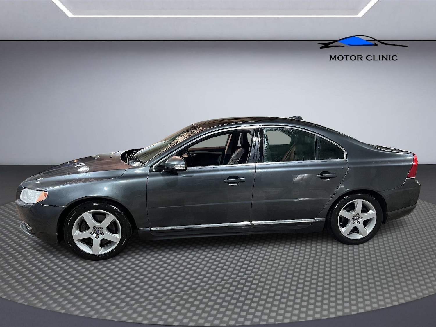 Used Volvo S80 2010 for sale - 77494990: Photo 2