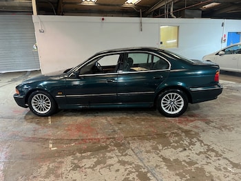 Used BMW 5 Series  for sale - 75512615: Photo