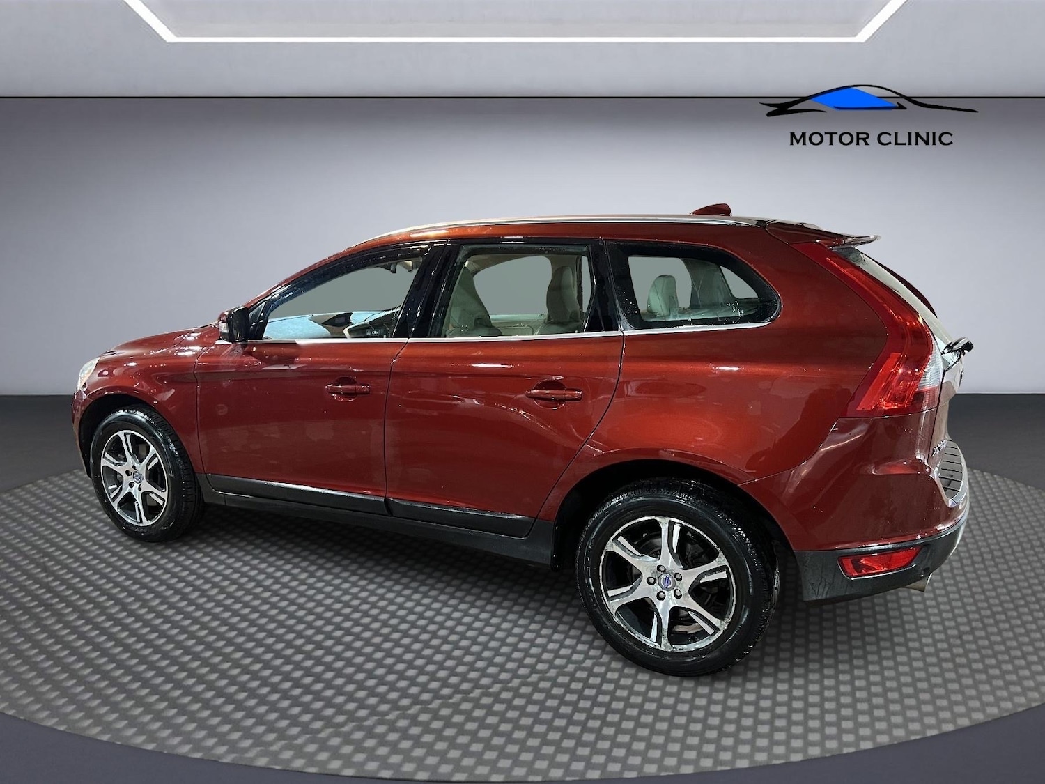 Used Volvo XC60 2010 for sale - 76877395: Photo 3