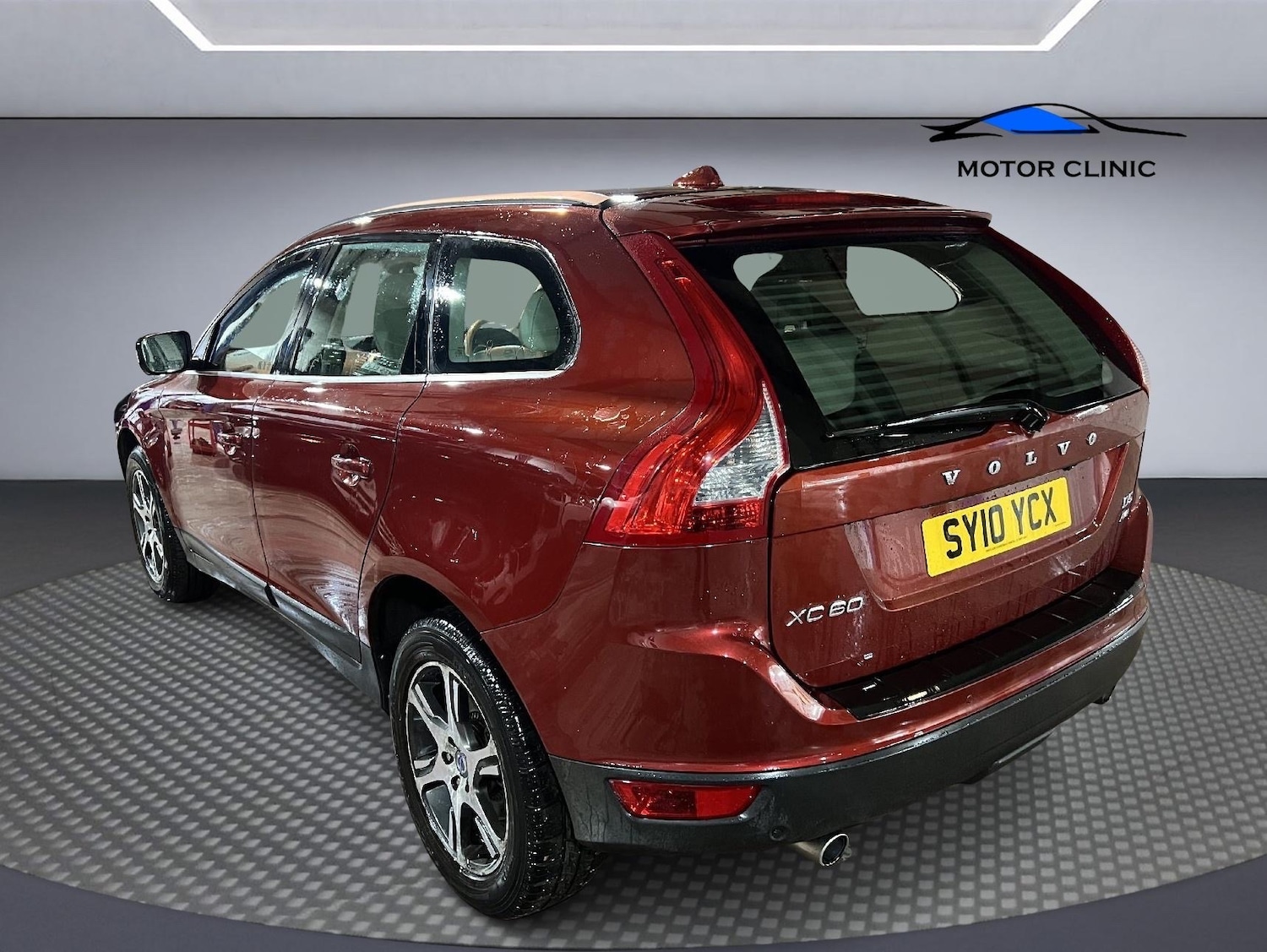 Used Volvo XC60 2010 for sale - 76877395: Photo 4