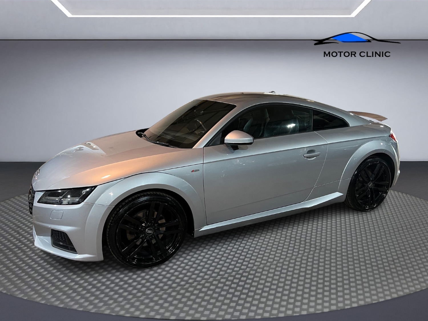Used Audi TT 2015 for sale - 76673324: Photo 2