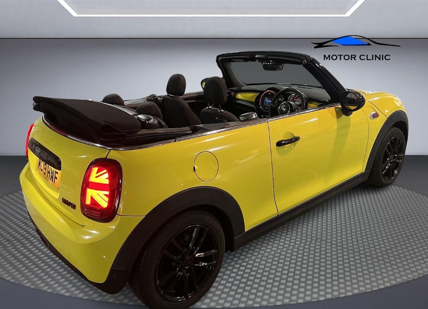 Used MINI Convertible 2019 for sale - 77799544: Photo 15