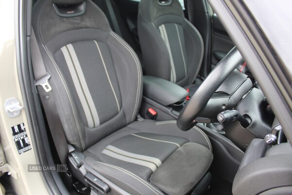 Used MINI Clubman 2018 for sale - 74899464: Photo 20
