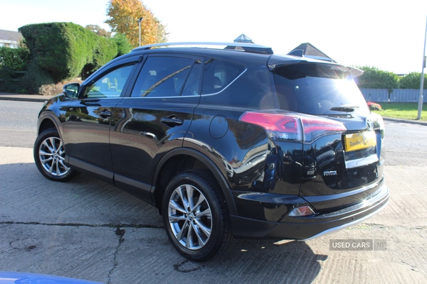 Used Toyota RAV4 2016 for sale - 76359353: Photo 2