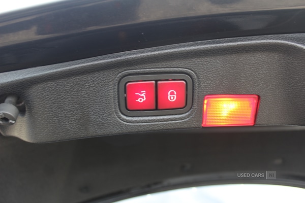 Used Mercedes-Benz C Class 2017 for sale - 77587680: Photo 33