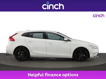 Used Volvo V40 2017 for sale - 75586367: Photo