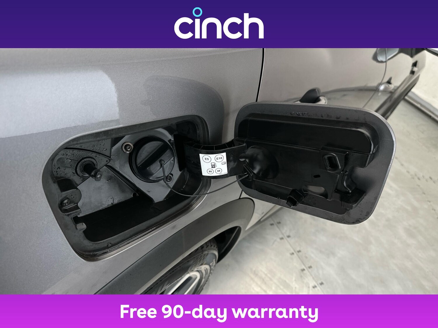 Used Renault Captur 2022 for sale - 76949969: Photo 29