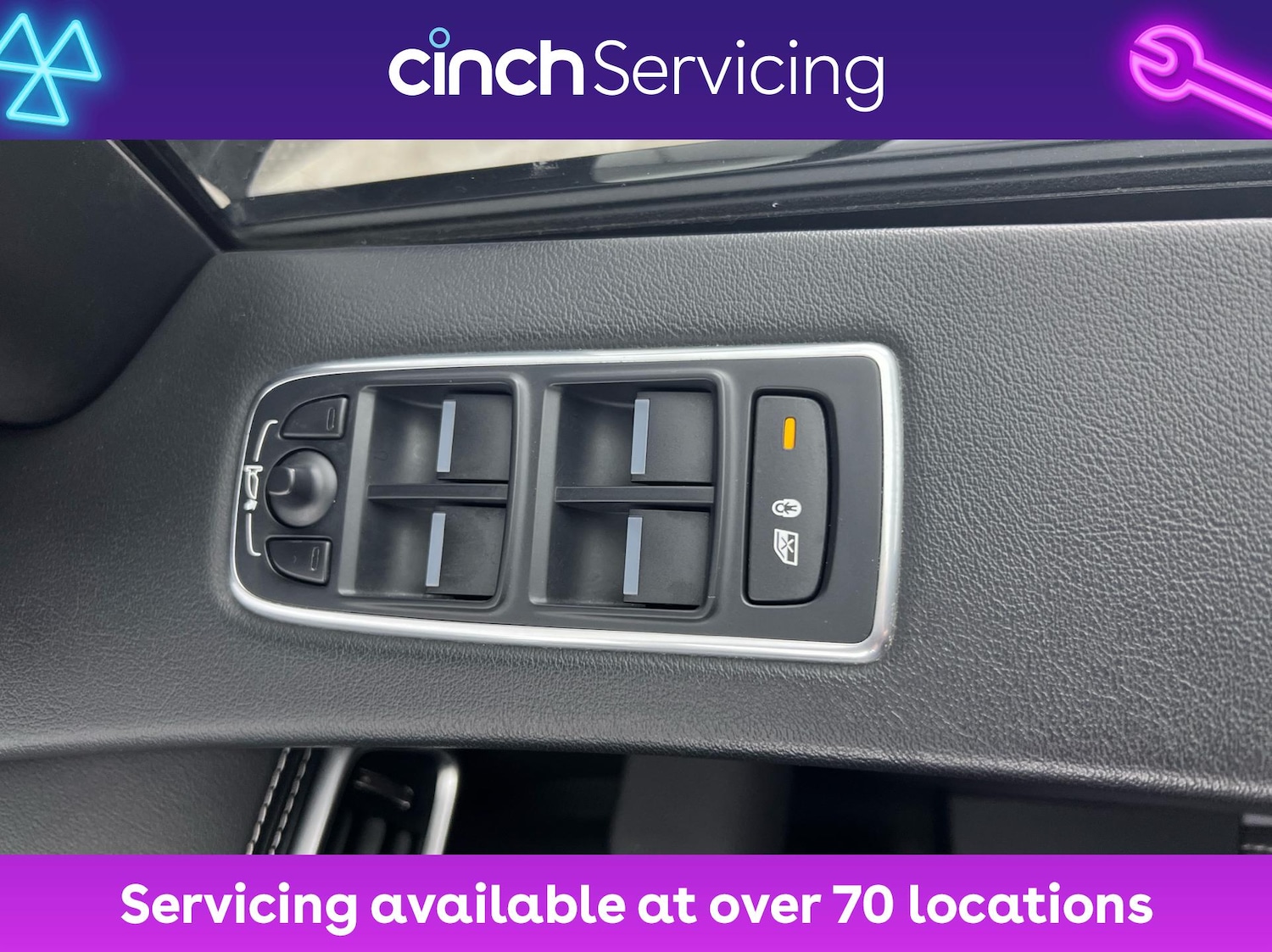 Used Jaguar F-Pace 2018 for sale - 75948566: Photo 46