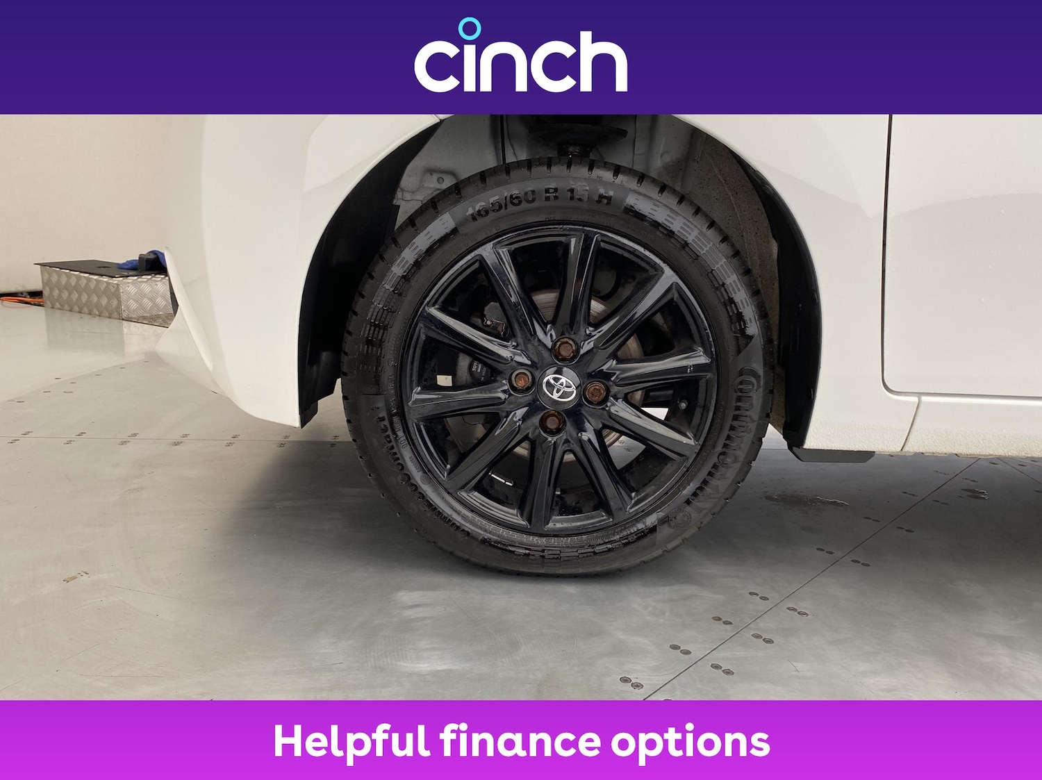 Used Toyota AYGO 2017 for sale - 76420206: Photo 24