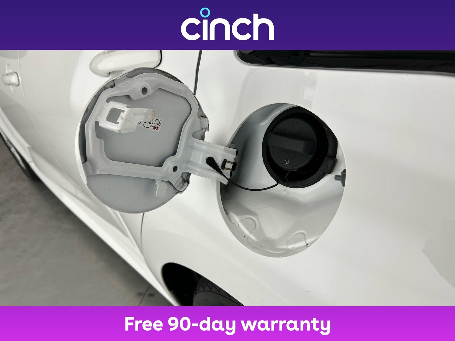 Used Toyota Yaris 2020 for sale - 76217525: Photo 29