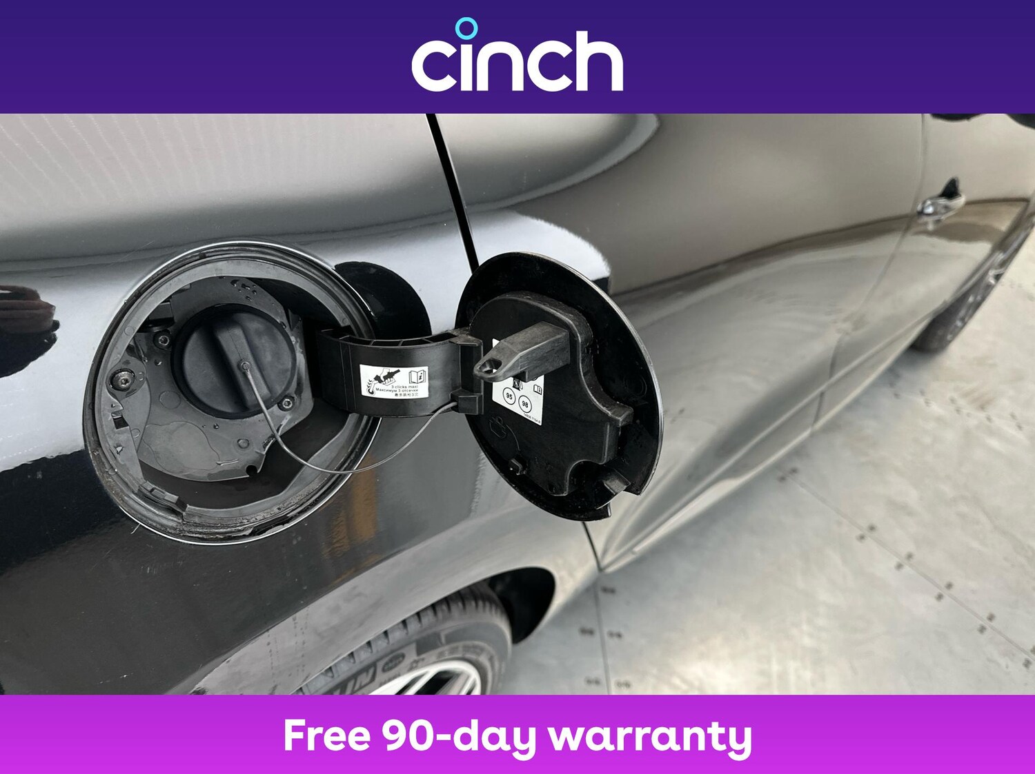 Used Renault Clio 2019 for sale - 76197445: Photo 29