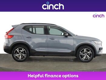 Used Volvo XC40 2022 for sale - 76000009: Photo 2