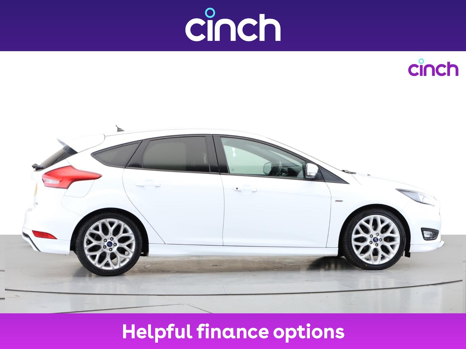 Used Ford Focus 2018 for sale - 76949901: Photo 2