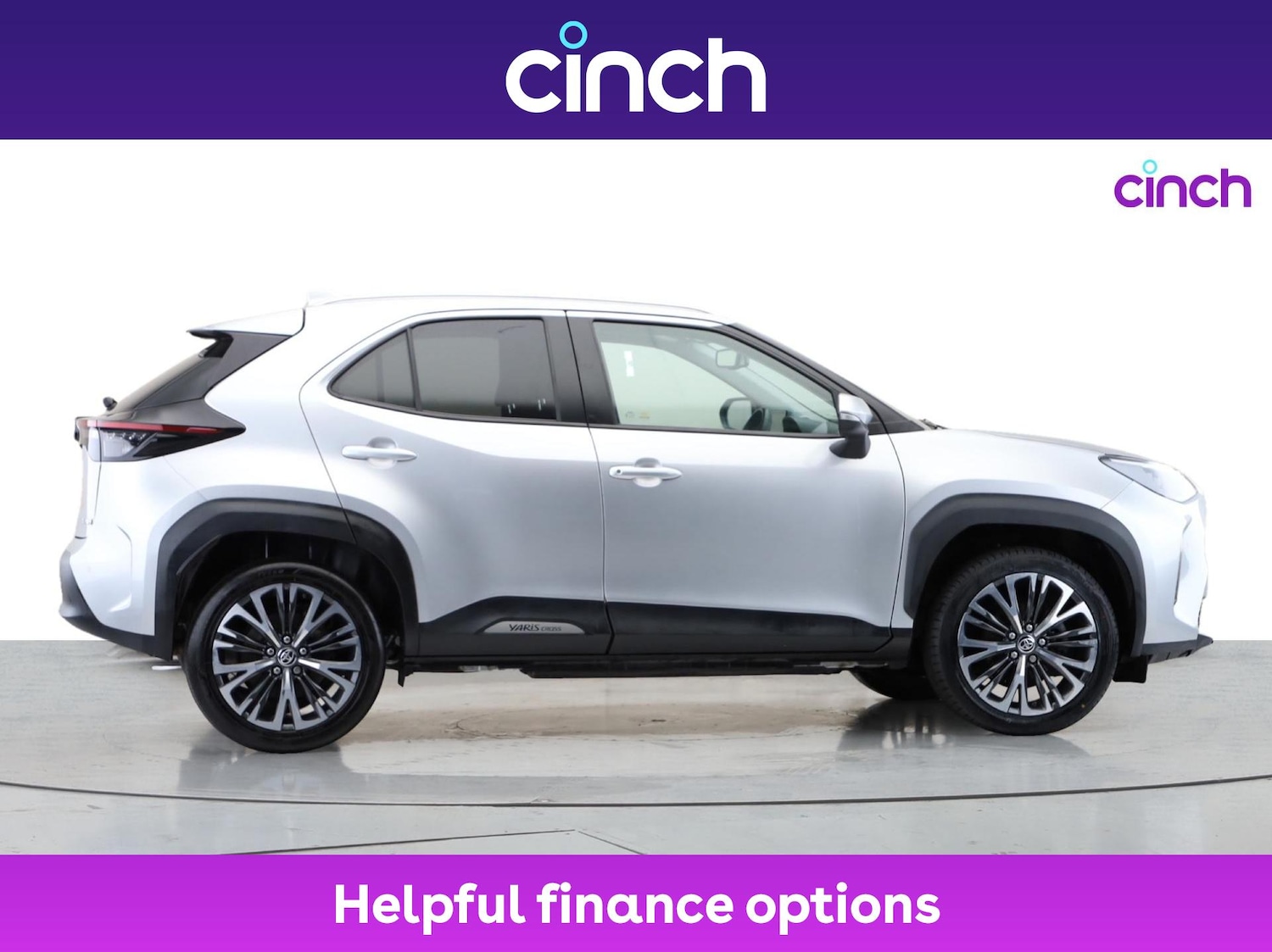 Used Toyota Yaris Cross 2022 for sale - 76480658: Photo 2