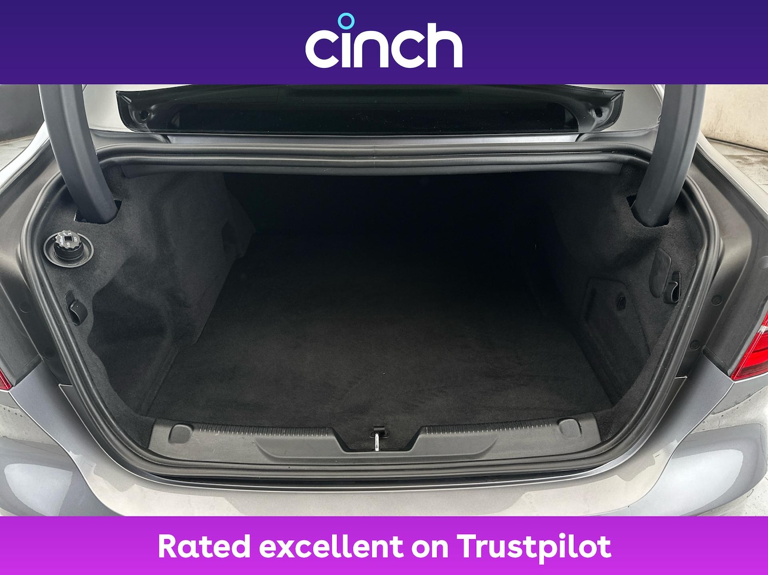 Used Jaguar XE 2020 for sale - 76508636: Photo 21