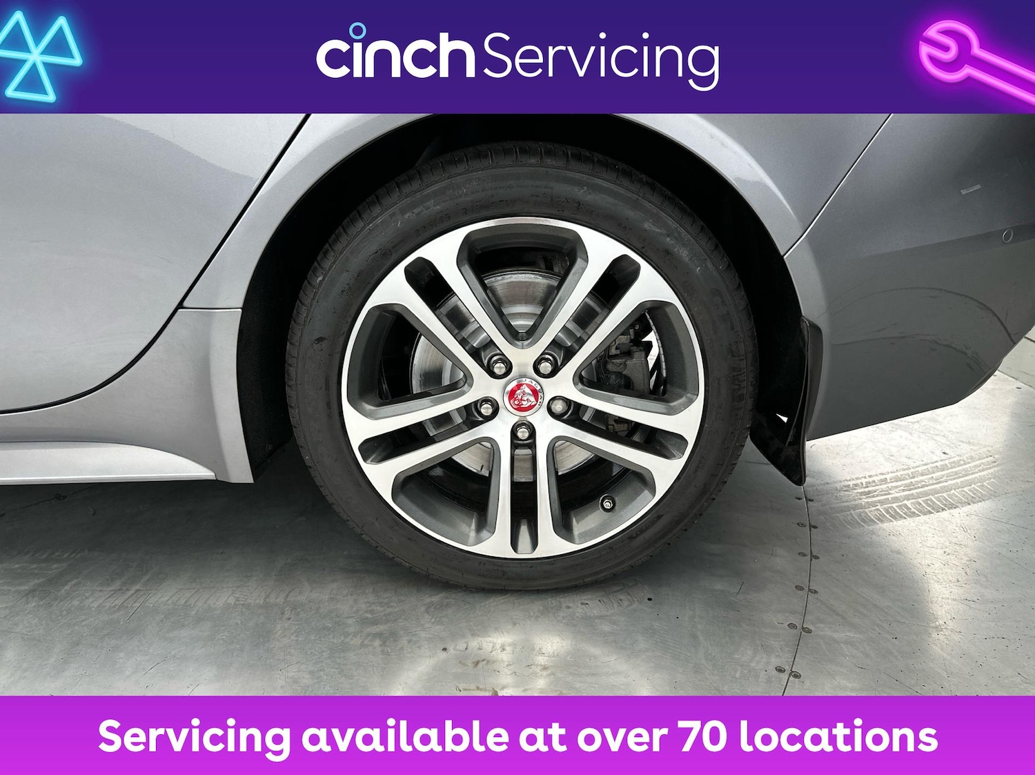 Used Jaguar XE 2020 for sale - 76508636: Photo 26