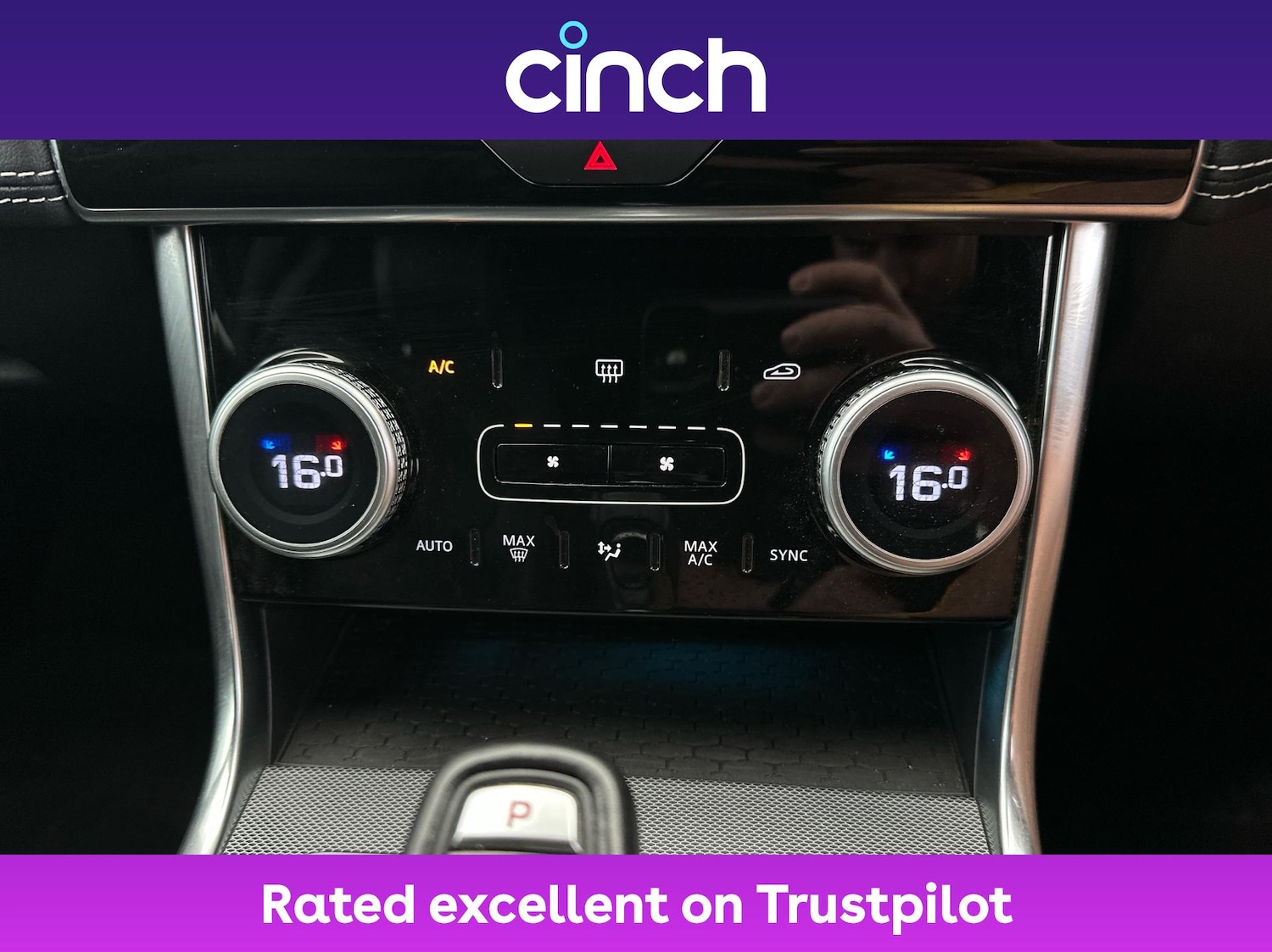 Used Jaguar XE 2020 for sale - 76508636: Photo 33