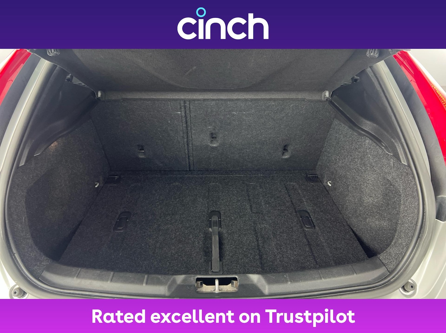 Used Volvo V40 2018 for sale - 76603850: Photo 21