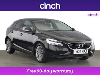 2019 - T2 [122] Momentum 5dr