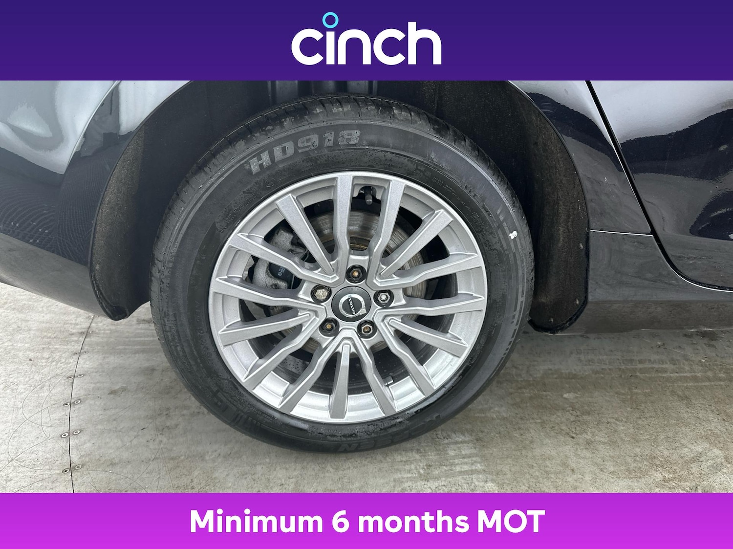 Used Volvo V40 2019 for sale - 76739265: Photo 27