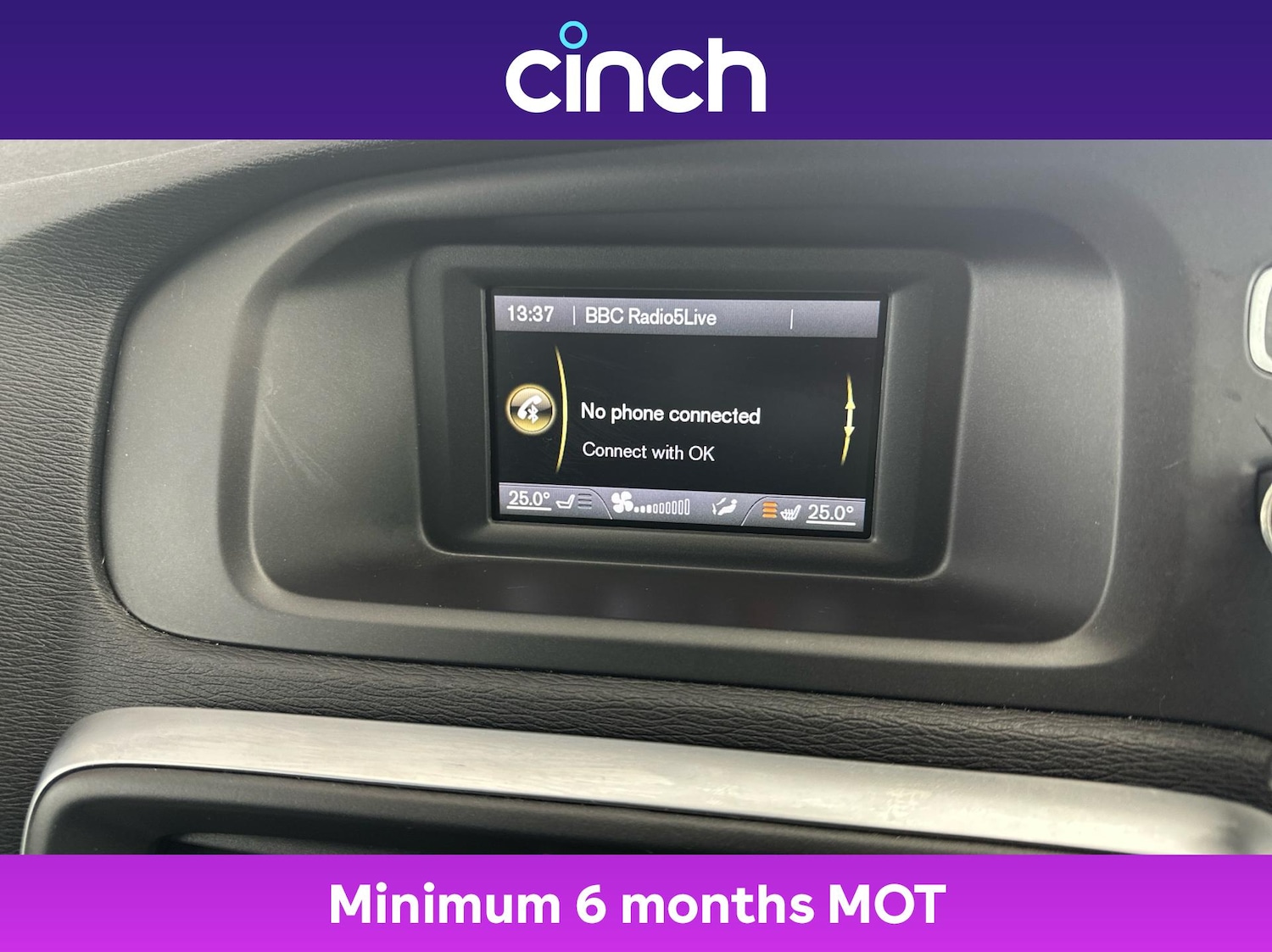 Used Volvo V40 2019 for sale - 76739265: Photo 32