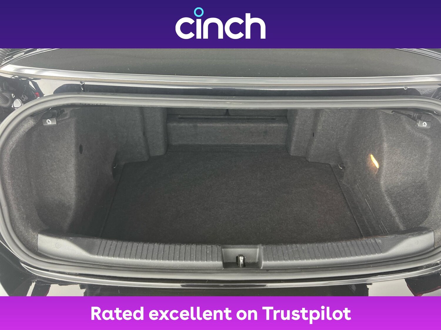 Used Volkswagen T-Roc 2021 for sale - 76534890: Photo 21