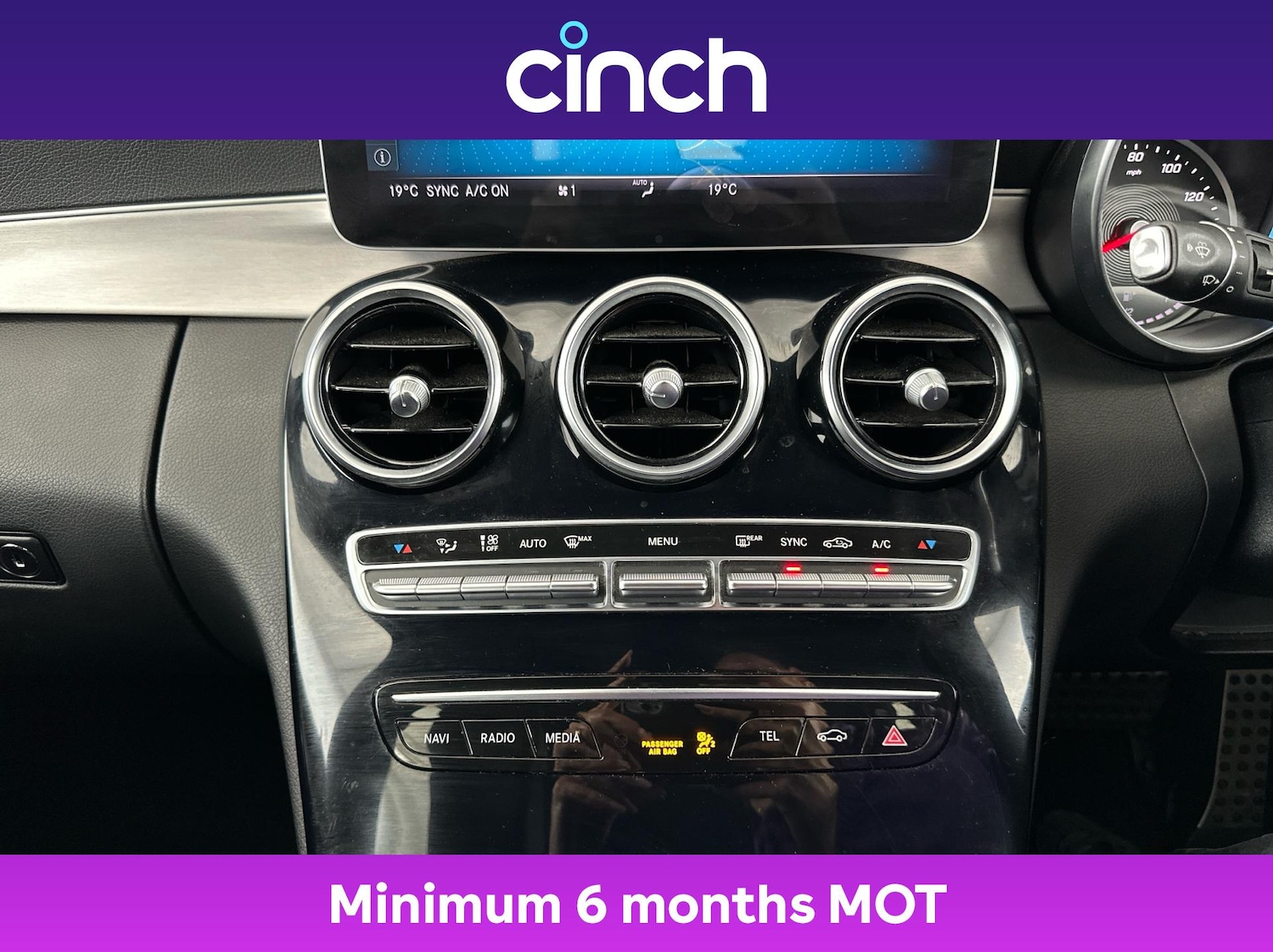 Used Mercedes-Benz C-Class 2019 for sale - 76148649: Photo 32