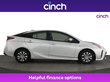 Used Toyota Prius 2021 for sale - 76186298: Photo 2