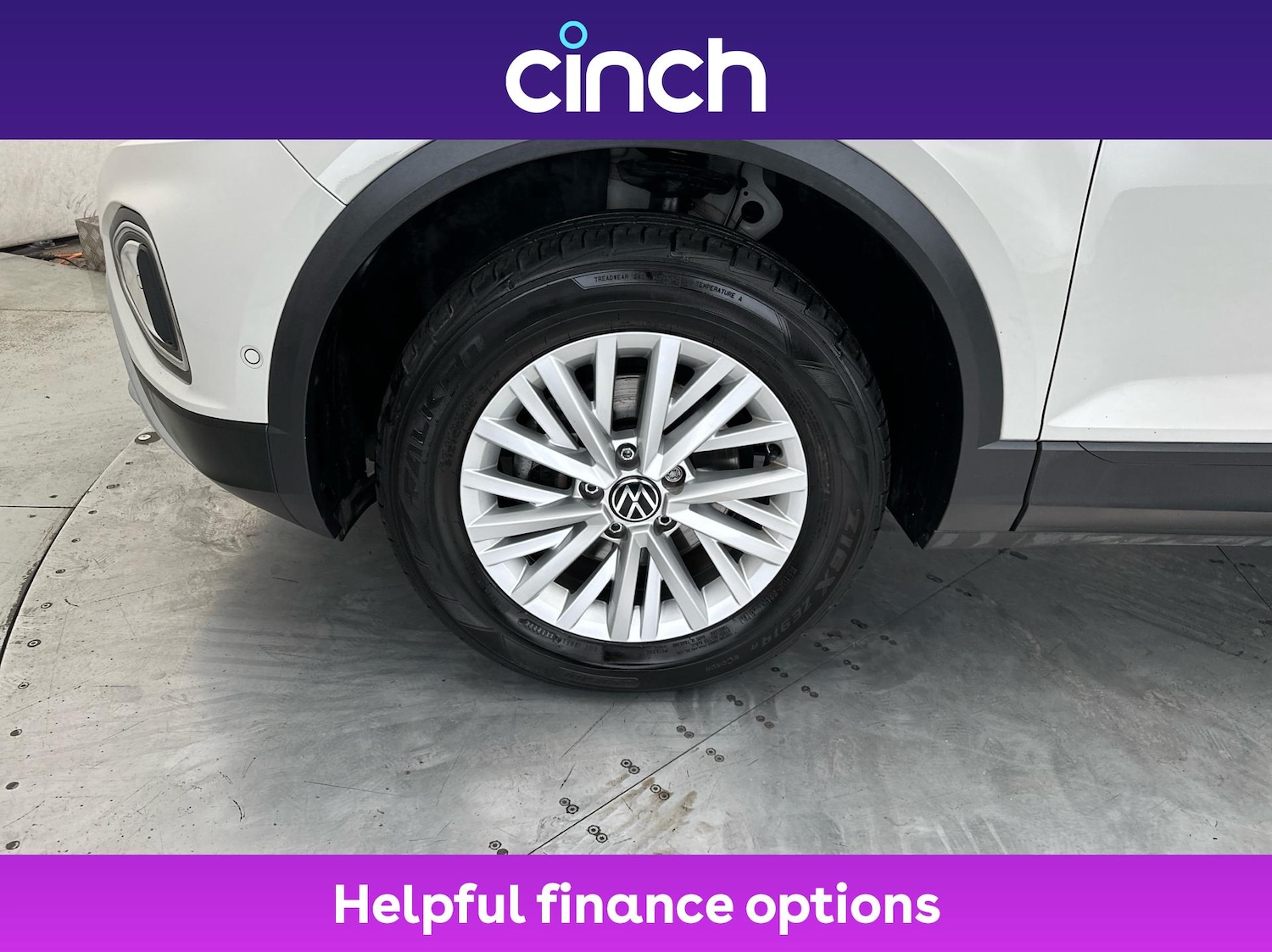 Used Volkswagen T-Roc 2023 for sale - 76416304: Photo 24