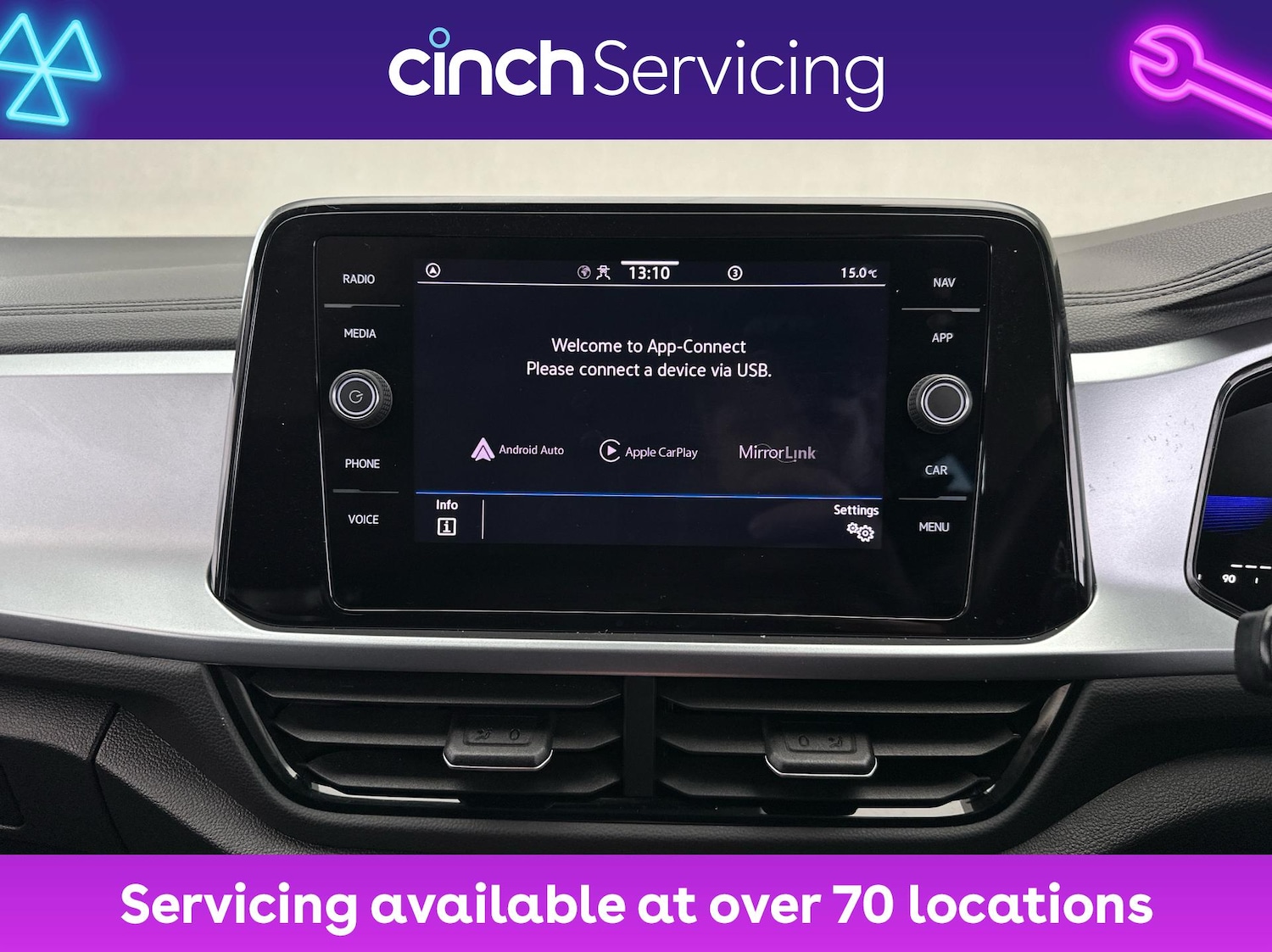 Used Volkswagen T-Roc 2023 for sale - 76416304: Photo 31