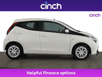 Used Toyota AYGO 2019 for sale - 76019905: Photo 2