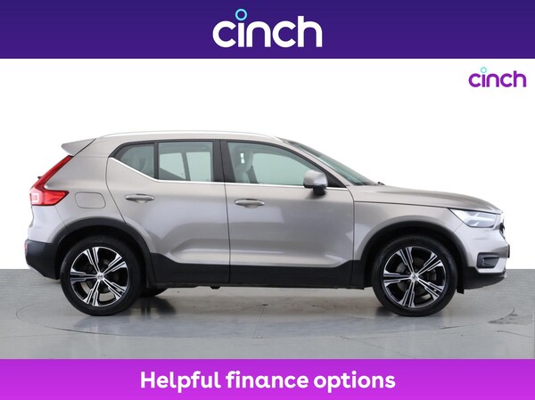 Used Volvo XC40 2021 for sale - 76311395: Photo 2