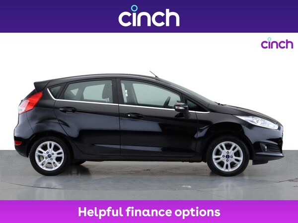 Used Ford Fiesta 2017 for sale - 76133189: Photo 2