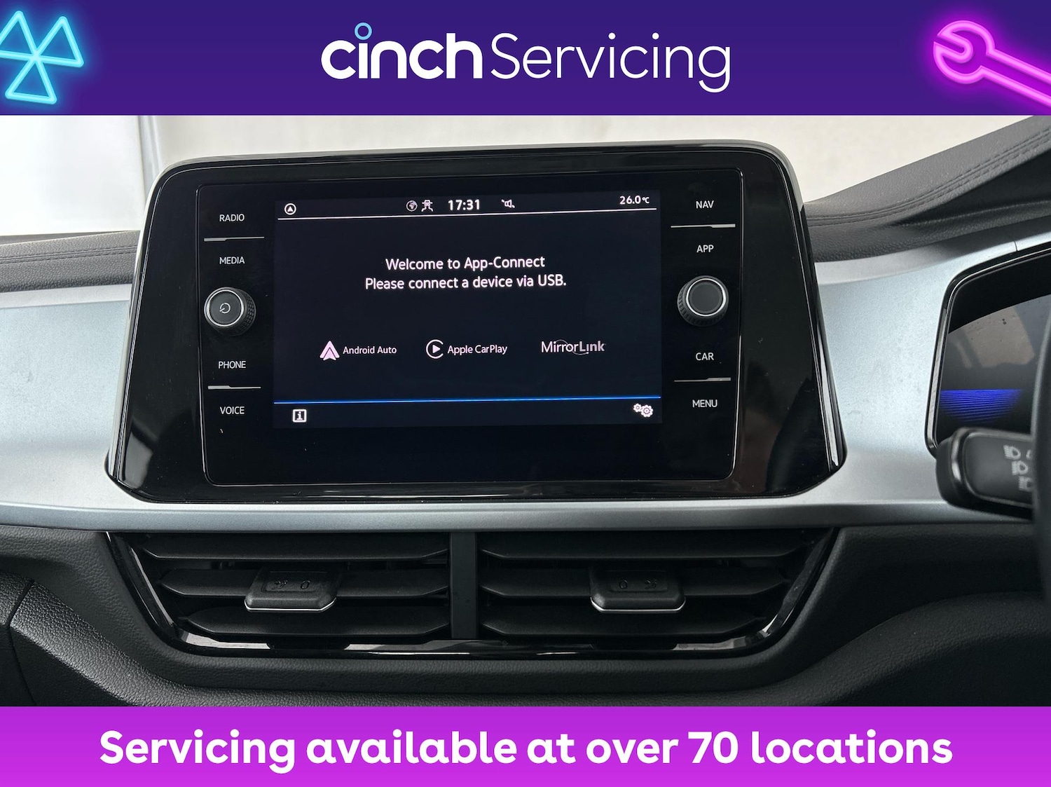 Used Volkswagen T-Roc 2023 for sale - 76895997: Photo 31